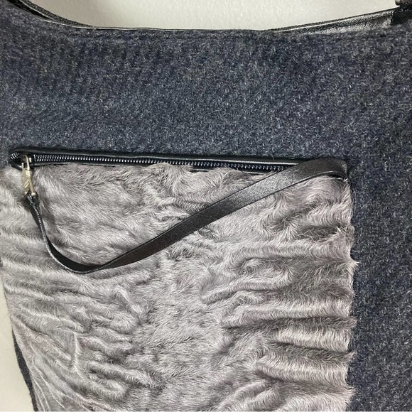 Authentic Prada Crossbody Grey tweed wool and fur NEW Condition! Herringbone - Picture 8 of 16